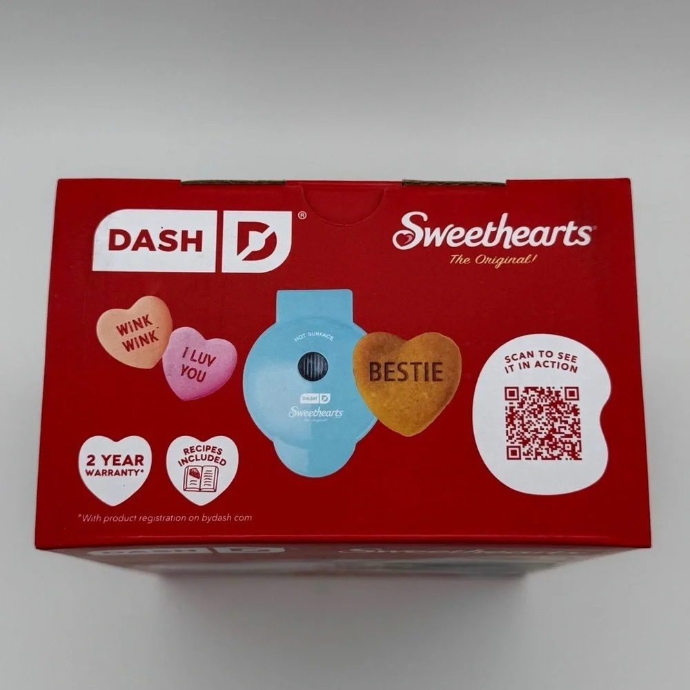 Dash Sweethearts Mini Waffle Maker Limited Edition